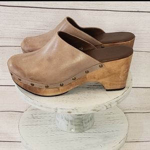 Tan Cordani Zorba Clog